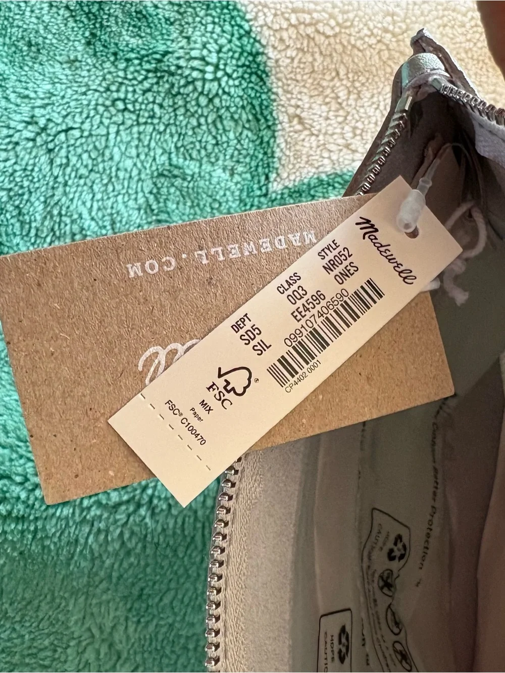 Madewell Leather Bag Essential zip pouch Silver NWT